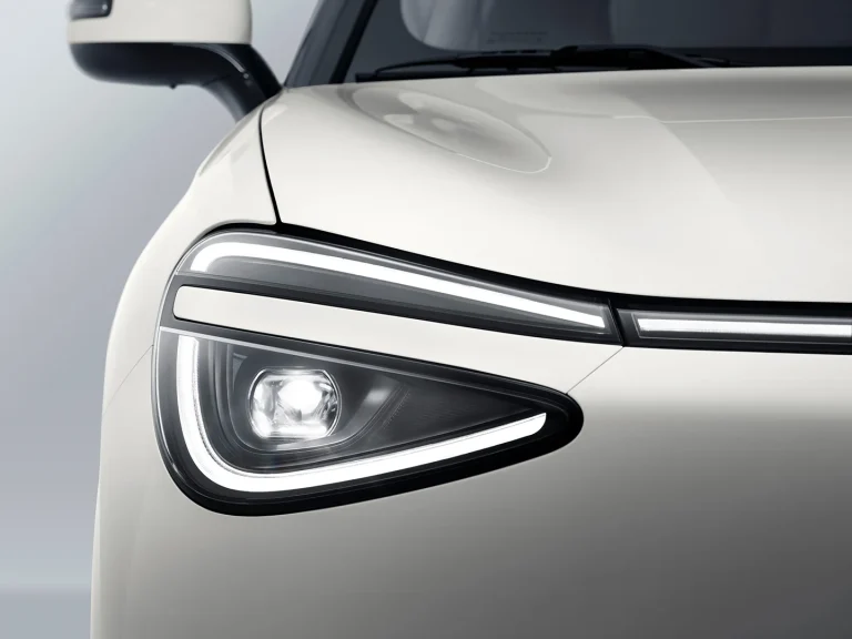 Dongfeng Box žibintai