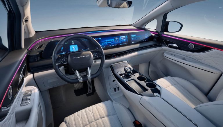 Forthing V9 skydelis