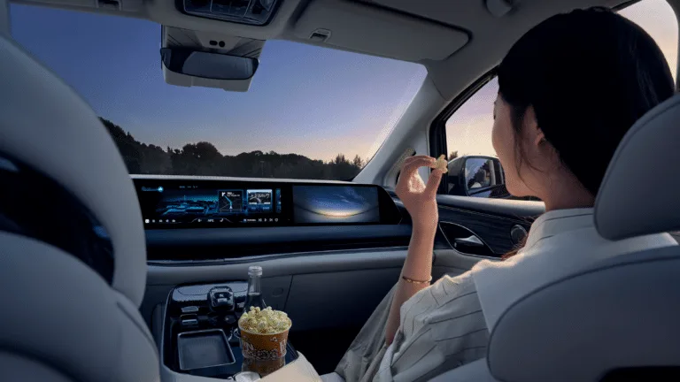 Forthing V9 priekis salonas